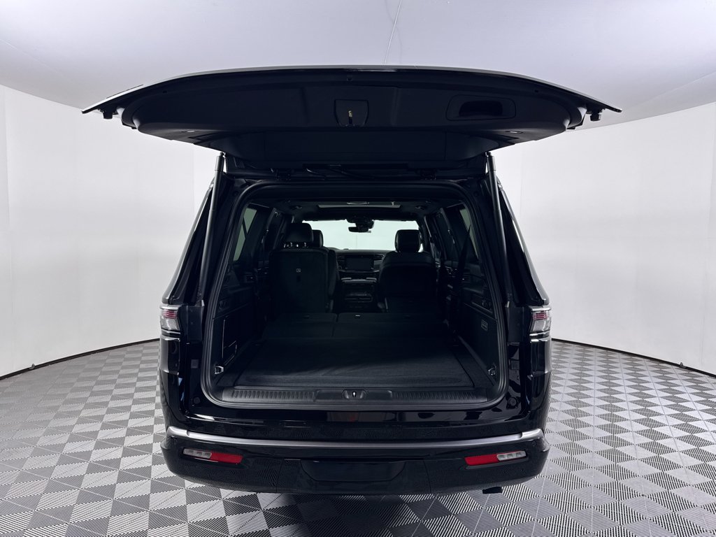 New 2026 High Gloss Black Jeep Limited Reserve image 12