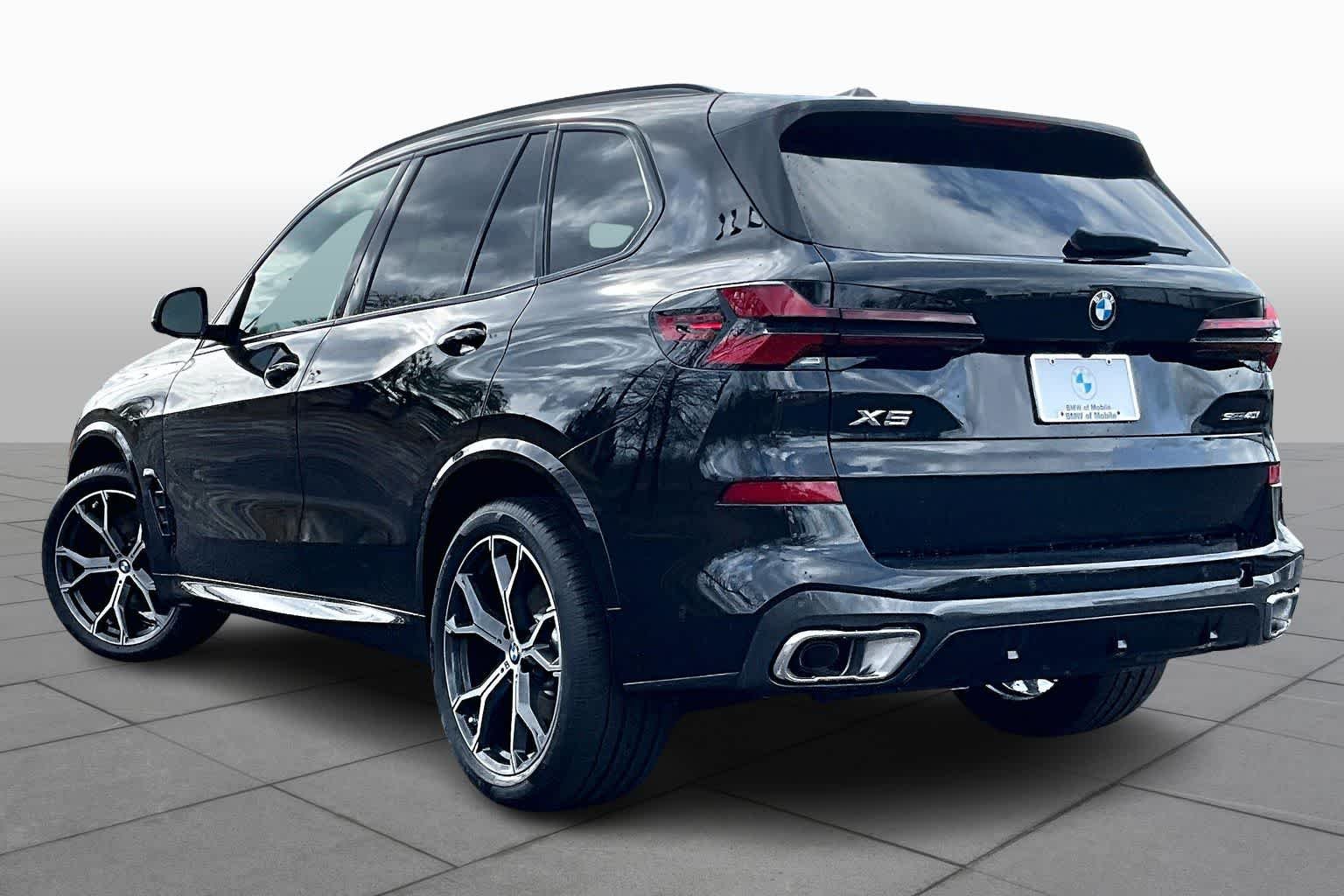 New 2026 Black Sapphire Metallic BMW sDrive40i image 12