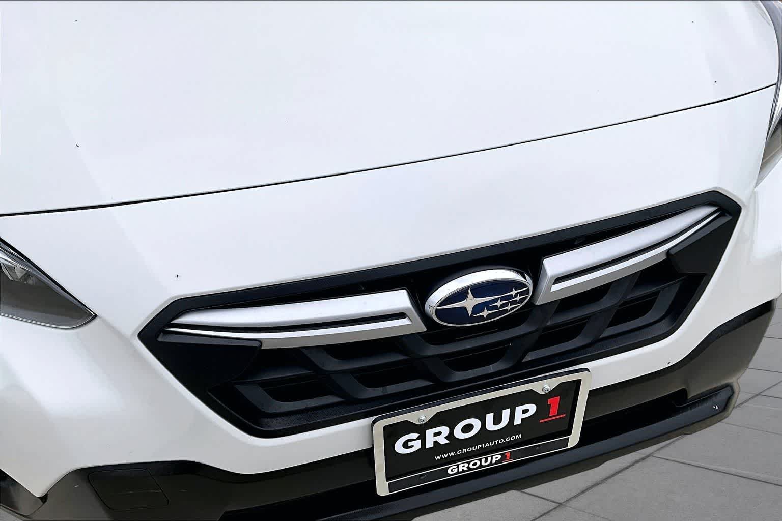 Used 2023 Crystal White Pearl Subaru Premium image 28