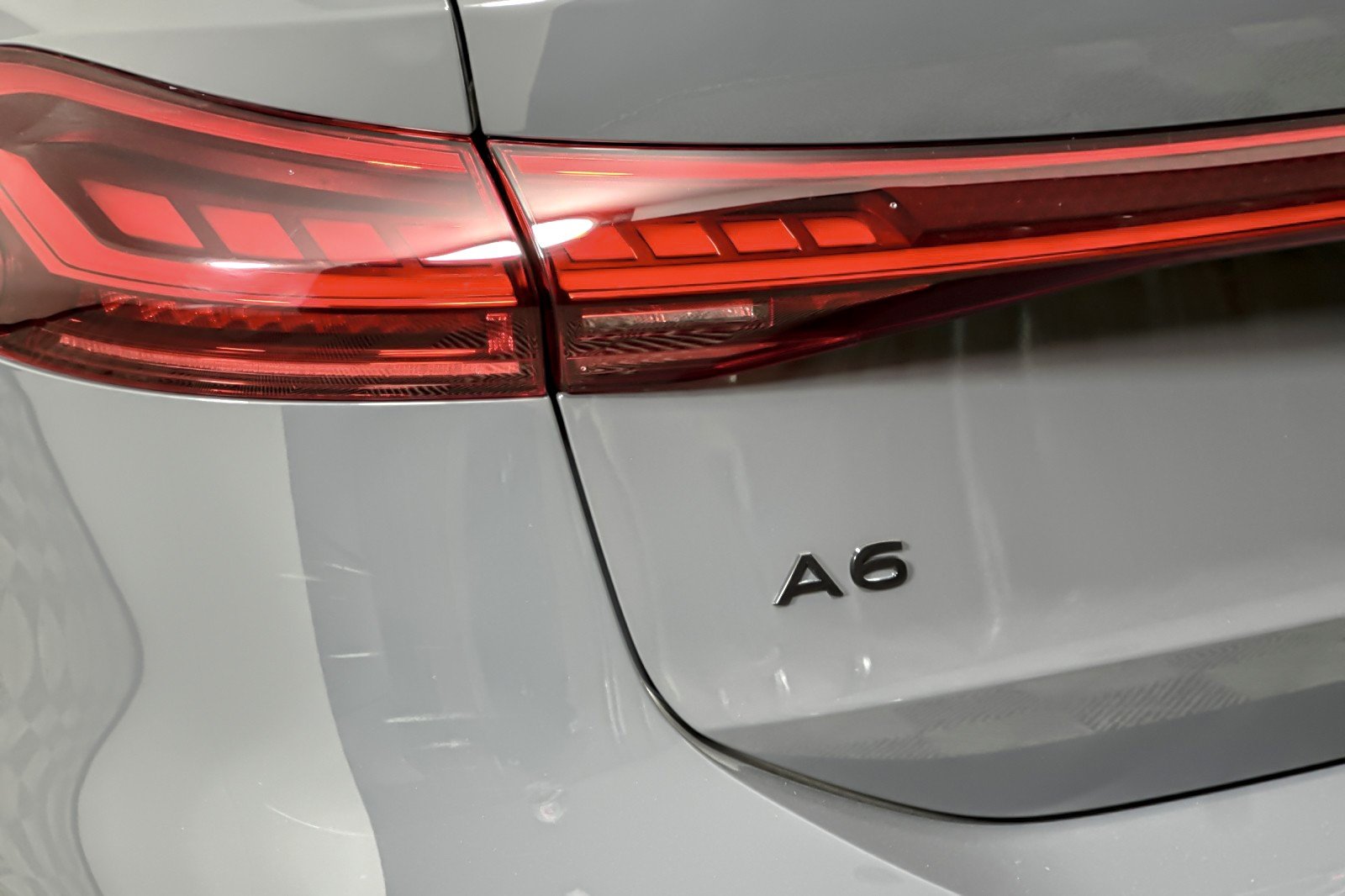 Used 2025 Magnet Gray Audi Premium quattro image 26