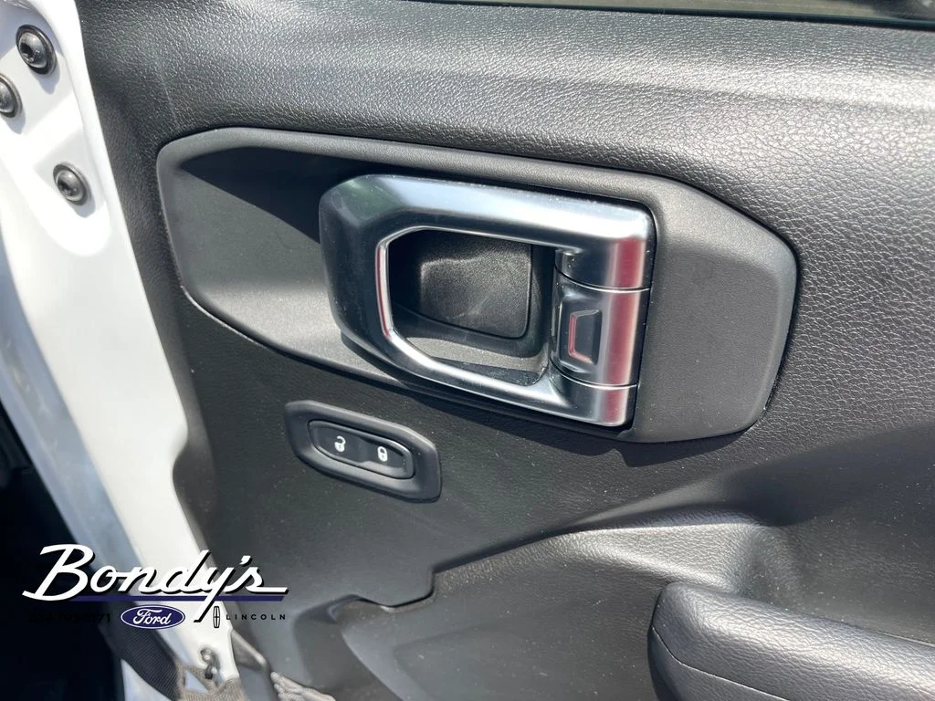 Used 2025 Bright White Clearcoat Jeep Sport image 20