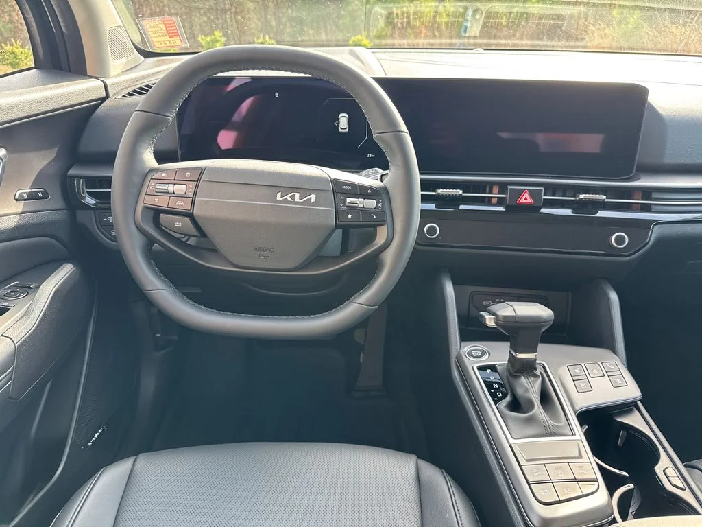 New 2026 Black Kia SX-Prestige image 24