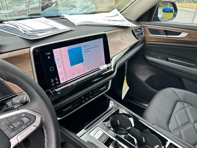 New 2026 Blue Volkswagen 2.0T SE w/Technology image 21