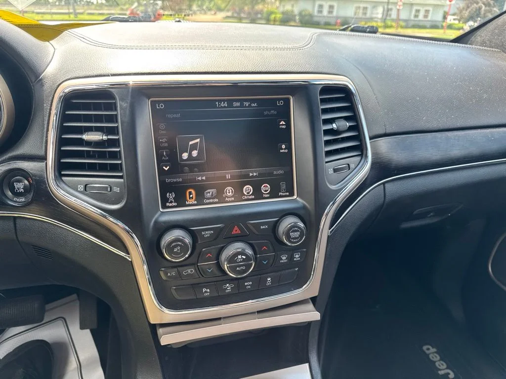 Used 2014 Beige Jeep Summit image 21