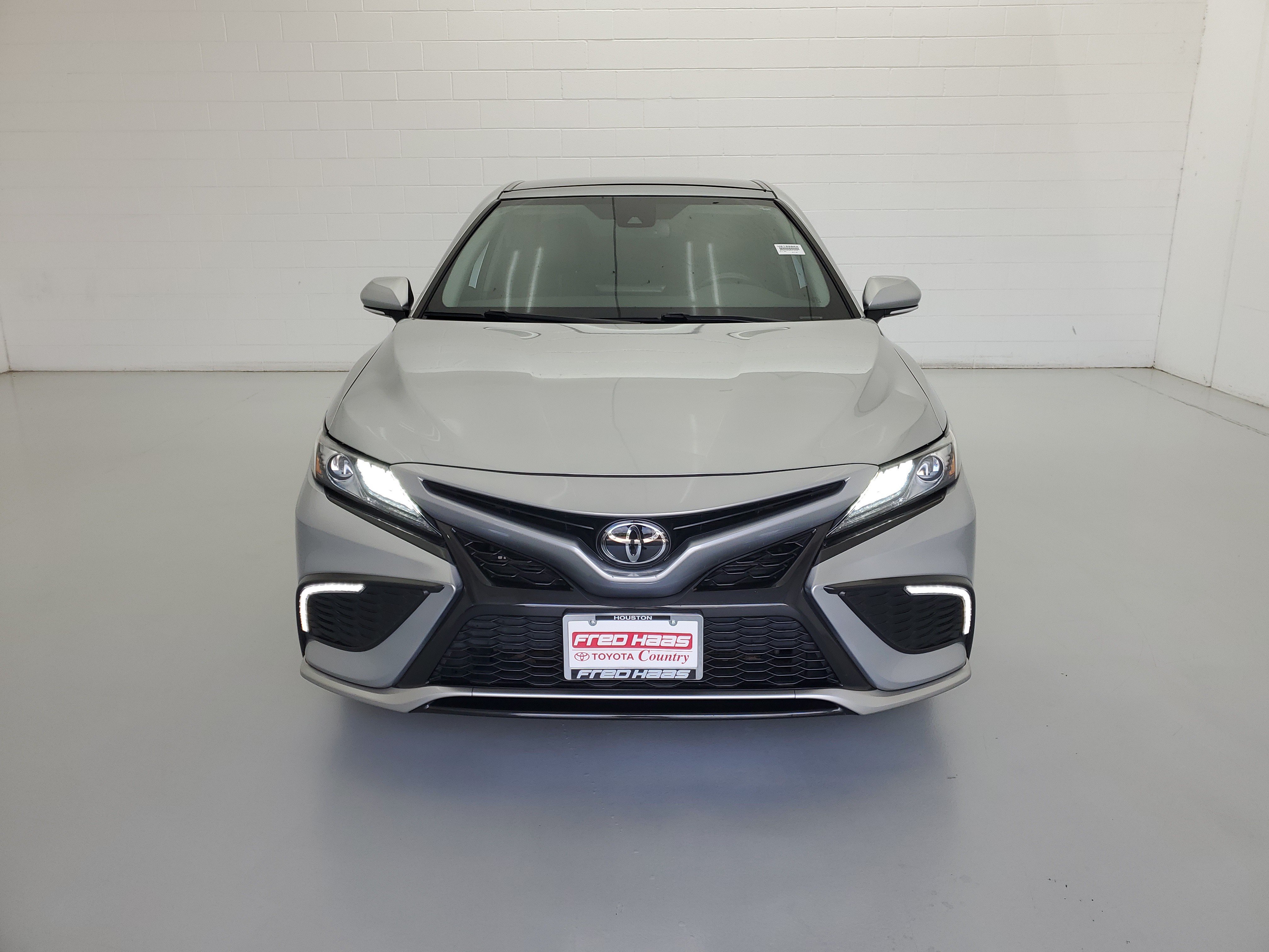 Used 2023 Celestial Silver Metallic Toyota XSE image 3