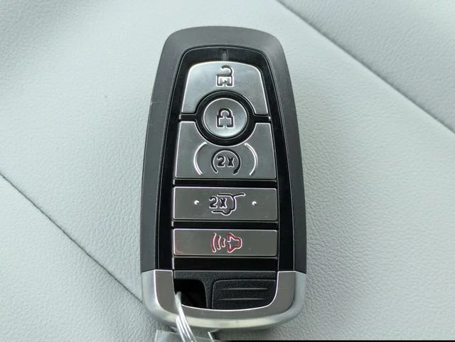 New 2027 Nocturnal Blue Metallic Ford MAX Platinum image 30
