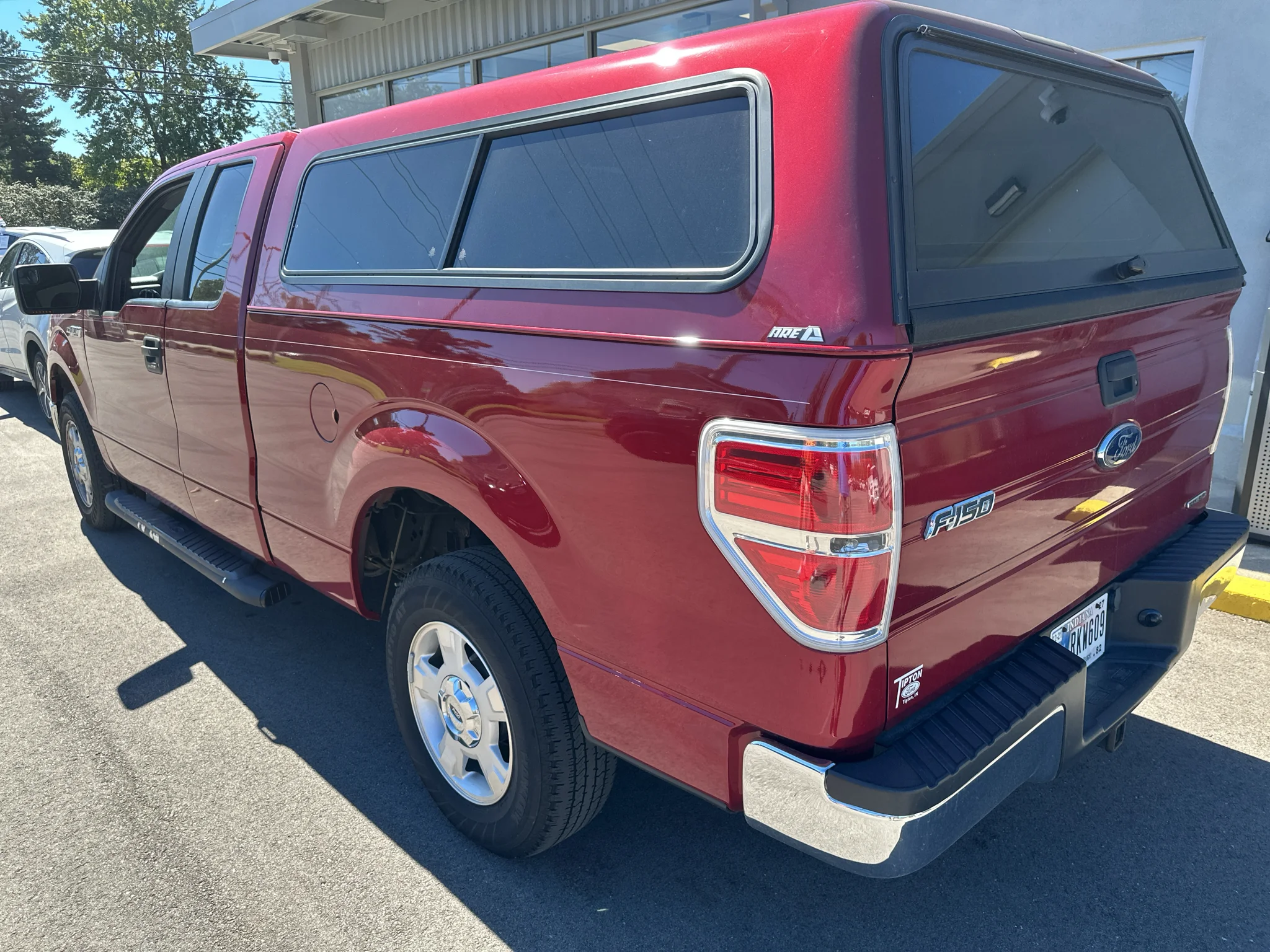 Used 2014 Ruby Red Metallic Tinted Clearcoat Ford XLT image 4