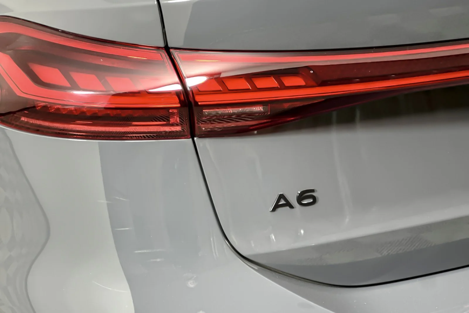 Used 2025 Magnet Gray Audi Premium quattro image 26