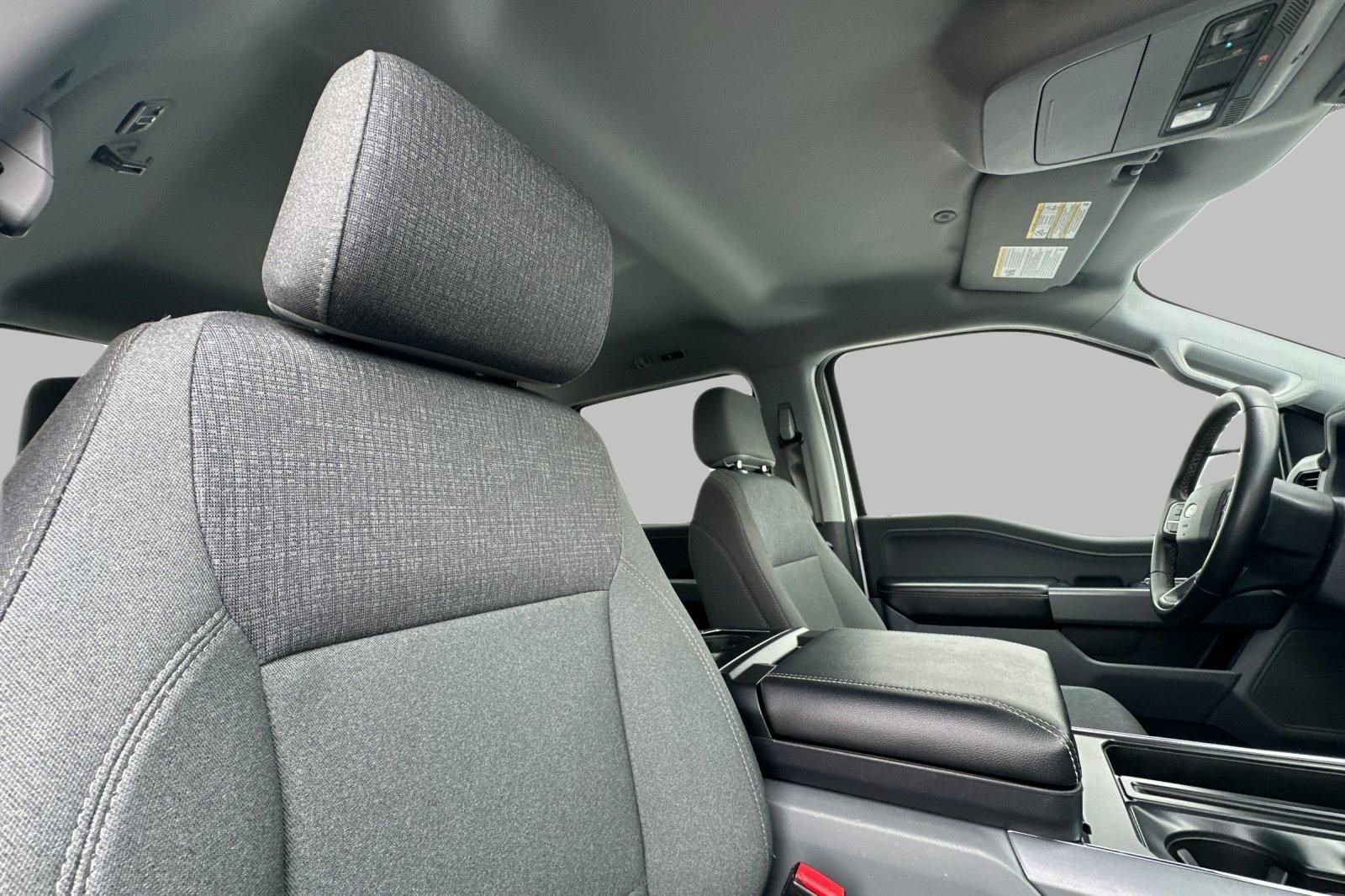 Used 2024 White Ford XLT image 16
