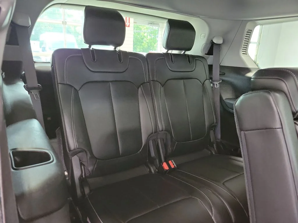 Used 2021 Red Jeep Limited image 12