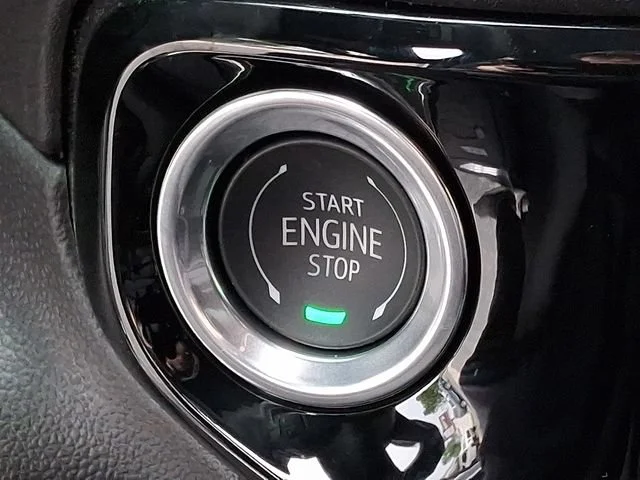 New 2026 Summit White GMC Elevation image 17
