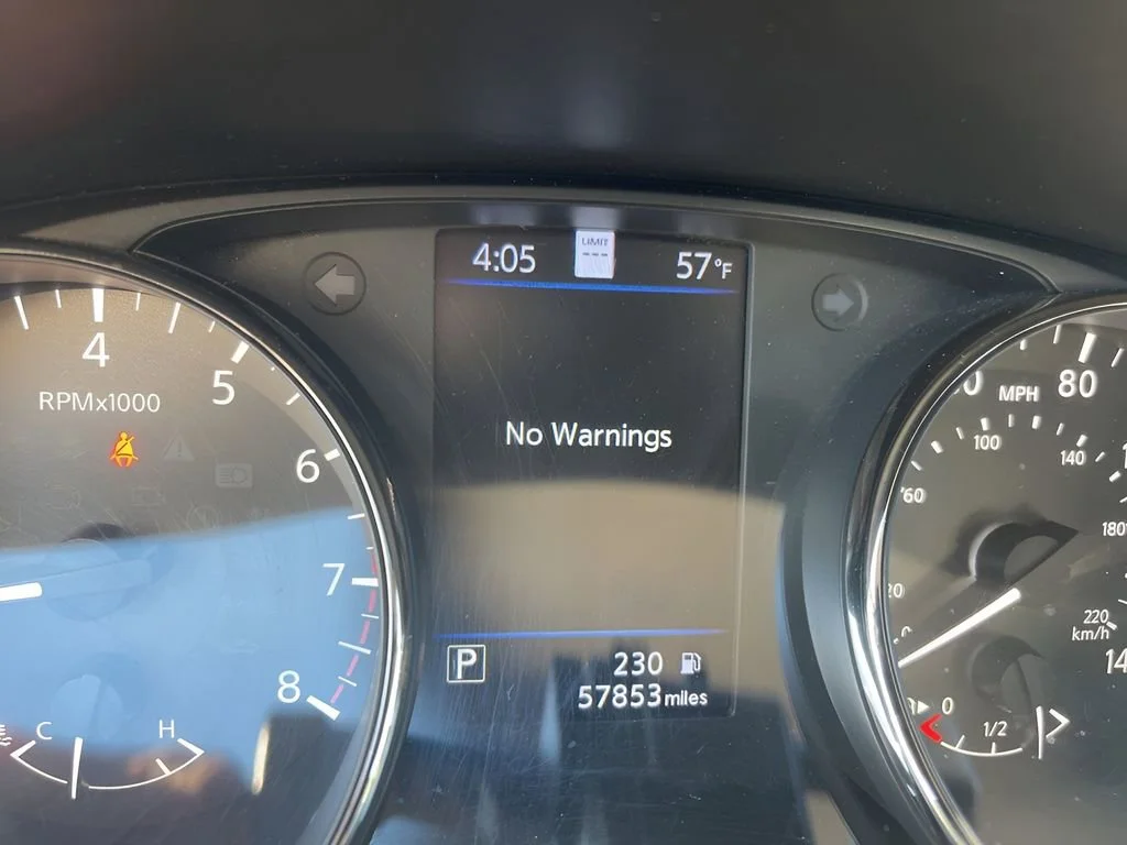 Used 2020 Blue Nissan SL image 29