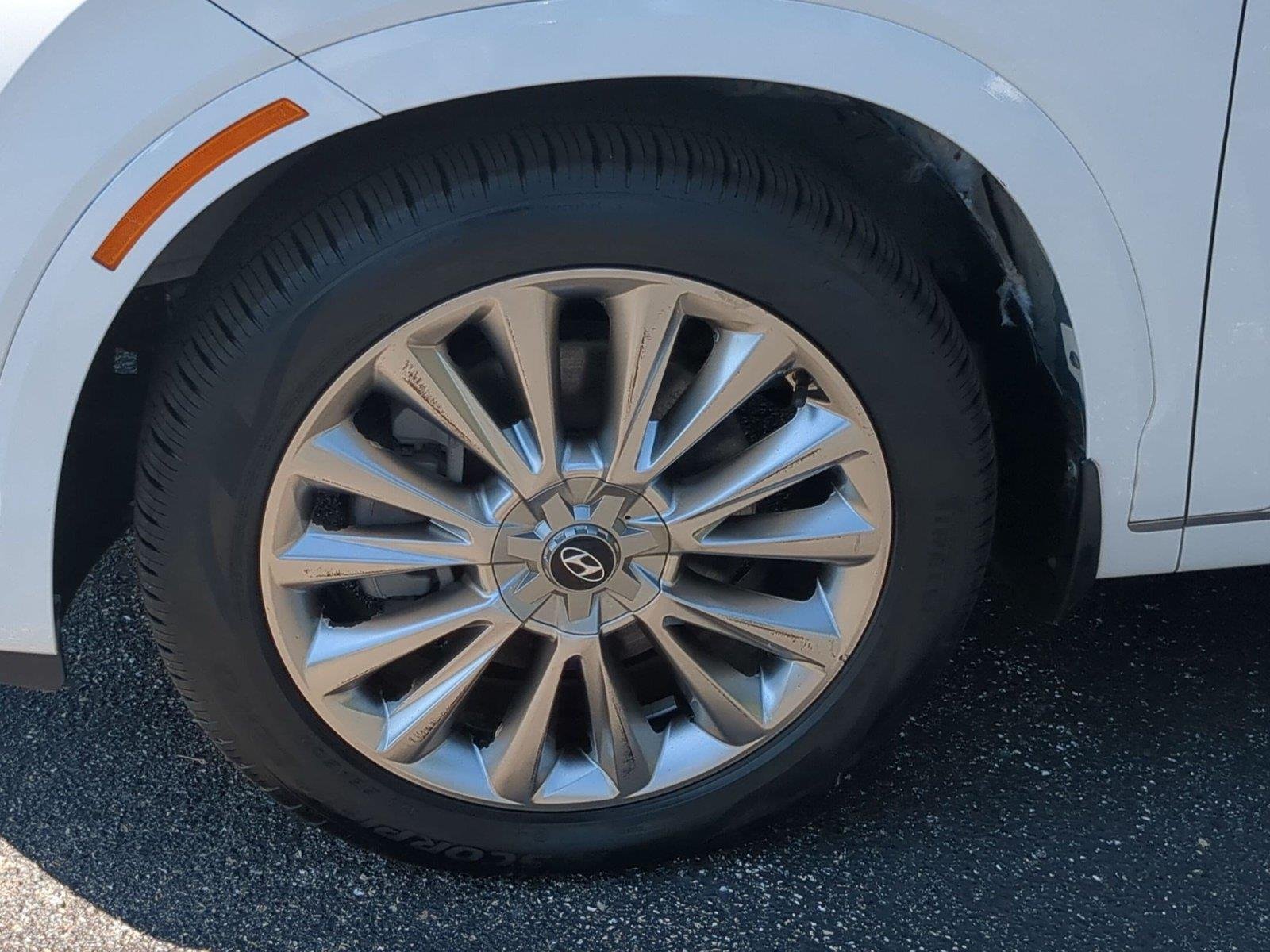 Used 2020 Hyper White Hyundai Limited image 11