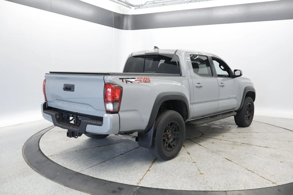 Certified Used 2018 Gray Toyota TRD Off-Road image 6