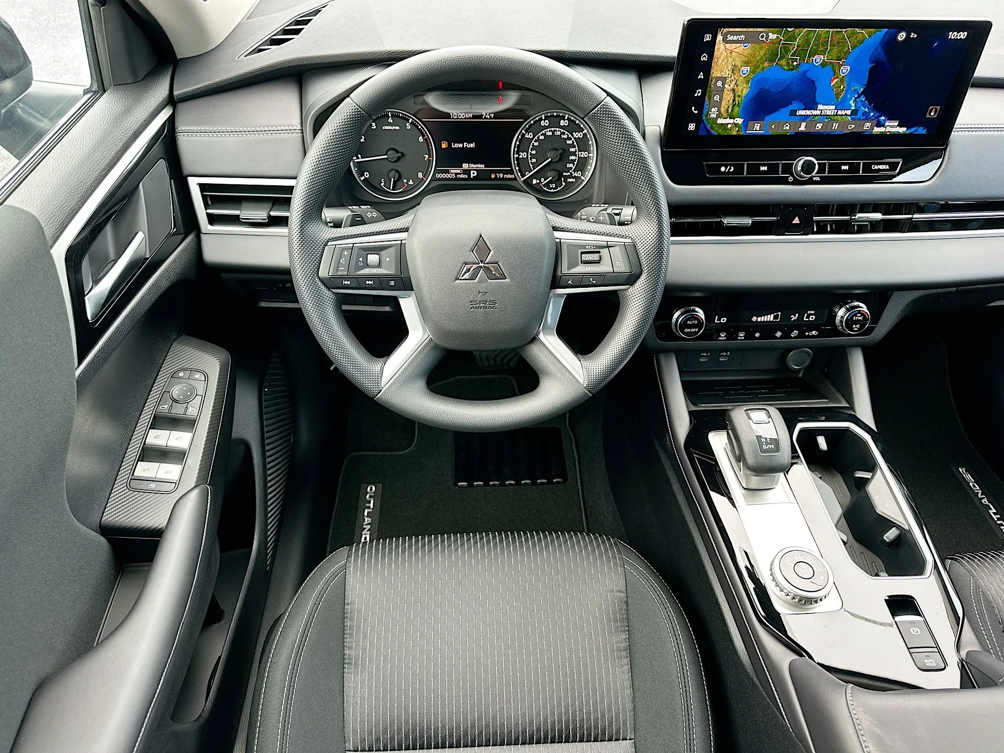 2026 Mitsubishi Outlander ES - Photo 16