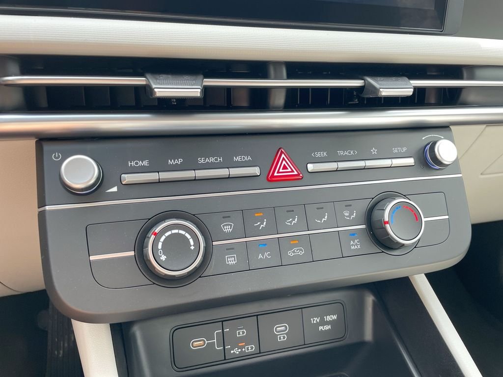 2025 Hyundai Tucson SE - Photo 44
