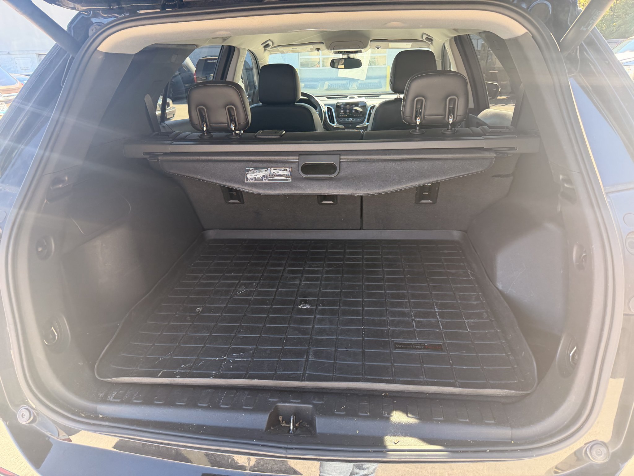 Used 2019 Mosaic Black Metallic Chevrolet Premier image 9