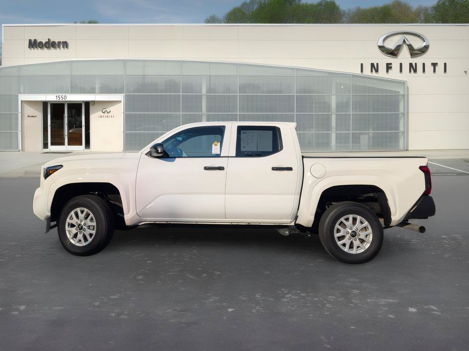 Used 2025 Ice Toyota SR image 6