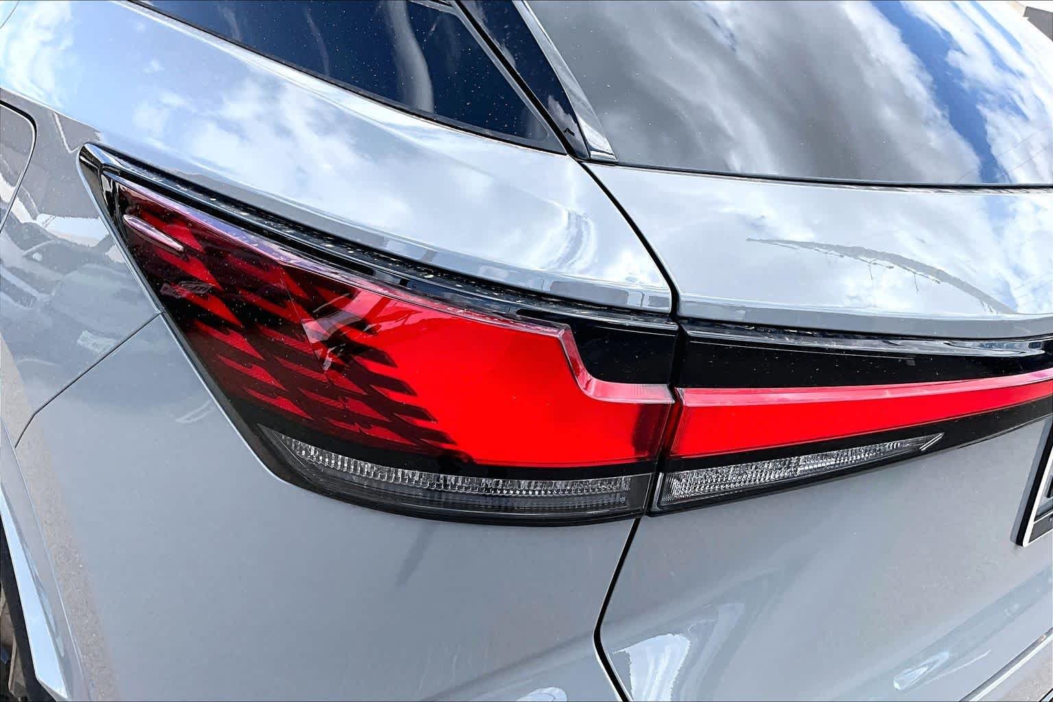 Used 2025 Incognito Lexus F SPORT Performance image 29