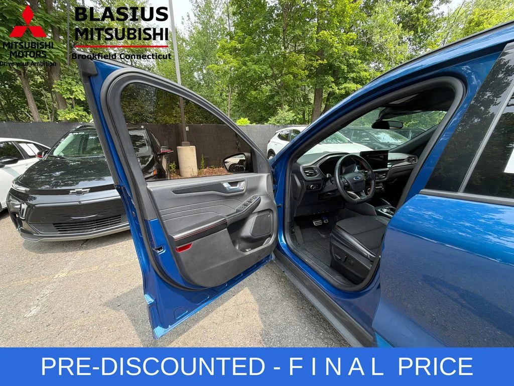 Used 2023 Blue Ford ST-Line image 14