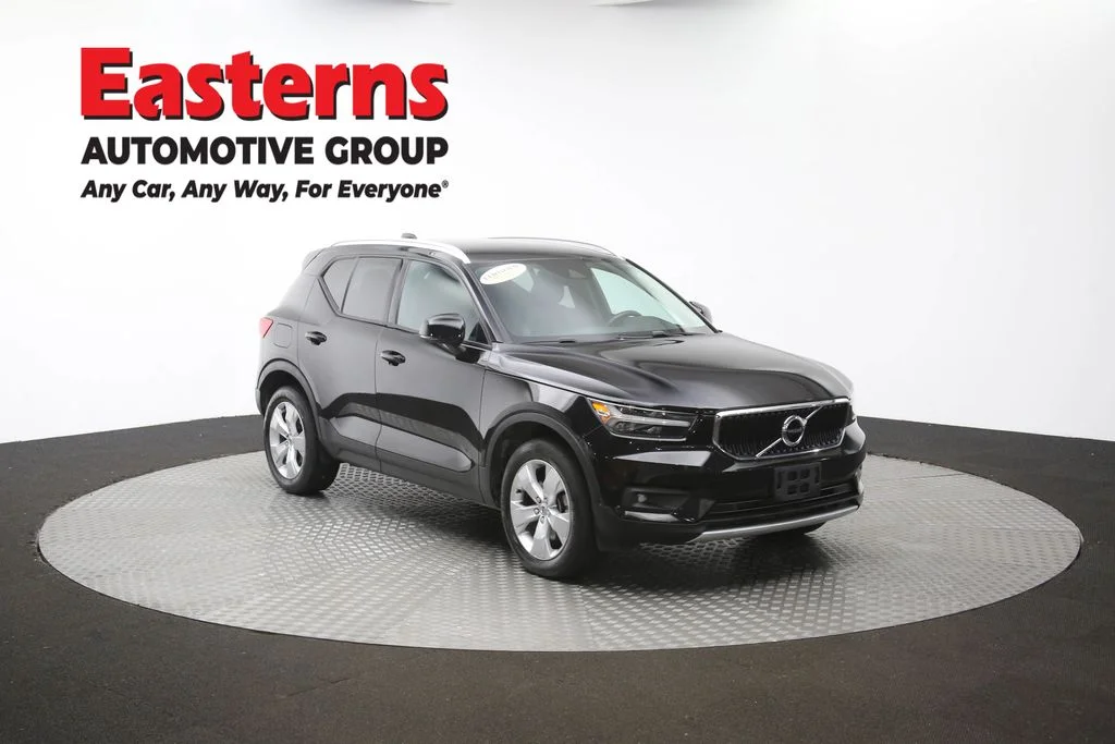 Used 2022 Black Volvo Momentum image 49