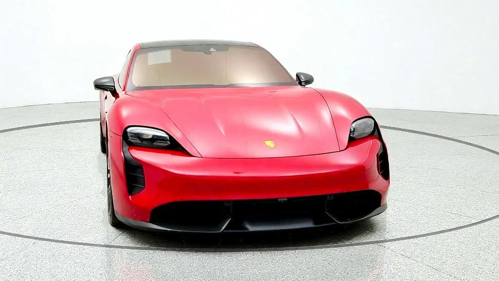 Used 2022 Carmine Red Porsche Turbo S AWD w/ Carbon Sportdesign Pkg, Burmester & Premium Pkg image 2