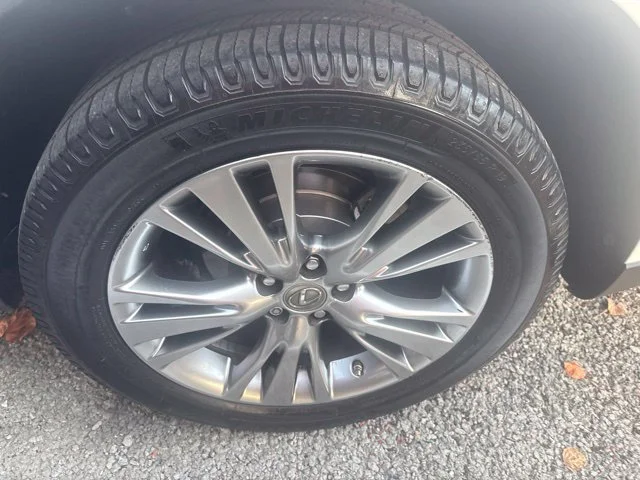 Used 2014 White Lexus 350 image 5