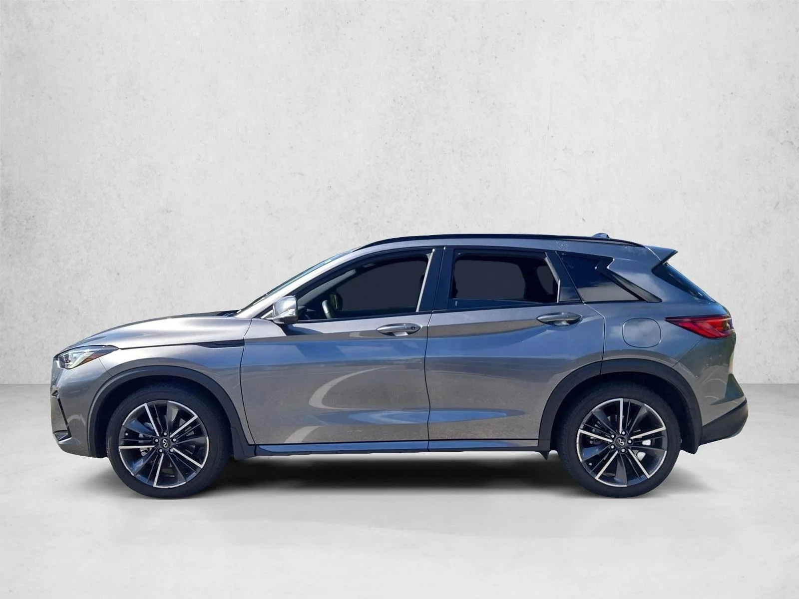 Used 2024 Graphite Shadow INFINITI SPORT image 8