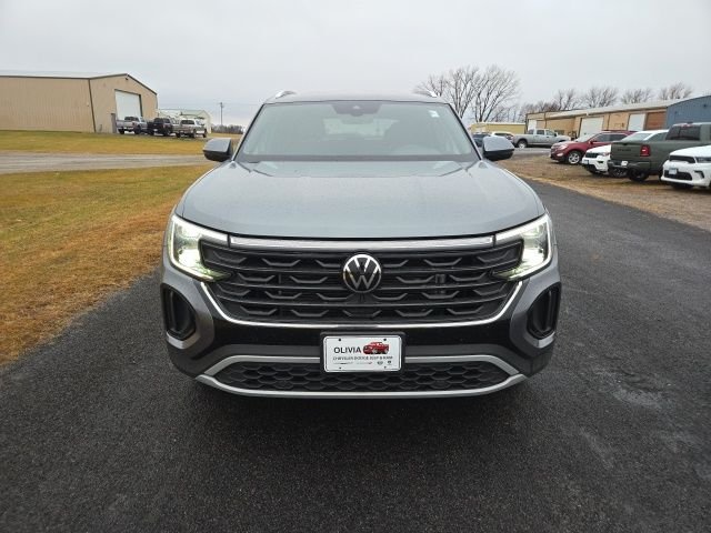 Used 2024 Volkswagen Atlas Cross Sport SE with VIN 1V2LE2CA5RC202535 for sale in Burnsville, Minnesota