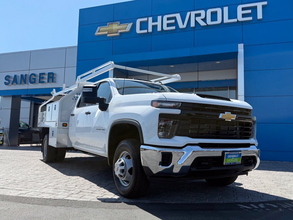 2026 Chevrolet Silverado 3500 HD Chassis Cab Work Truck view 7