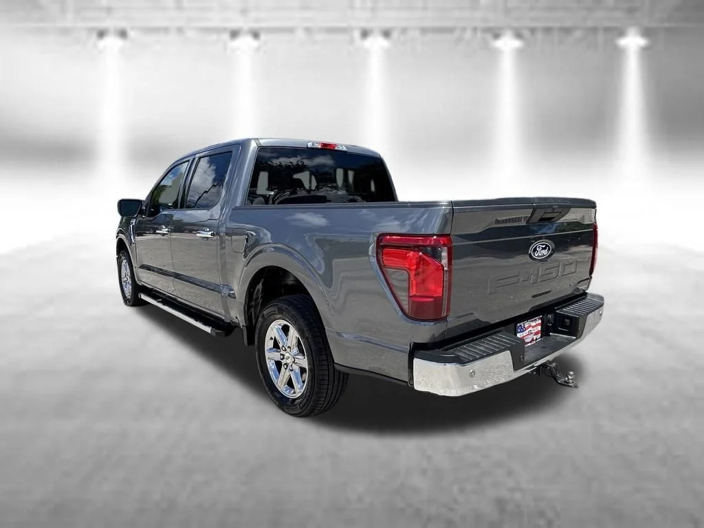 Certified Used 2025 Gray Metallic Ford XLT image 7