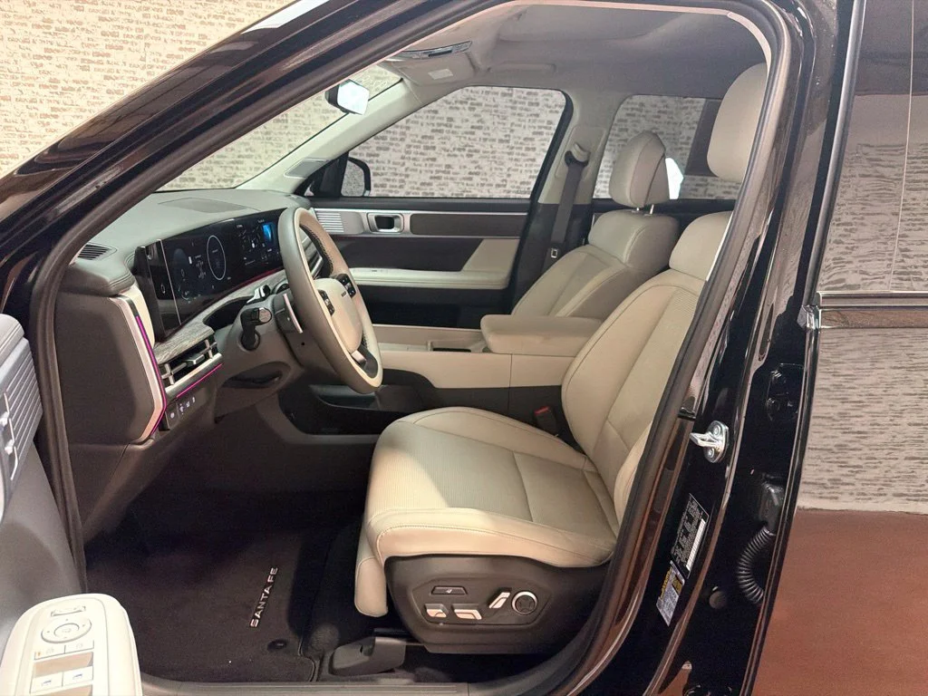 Used 2026 Phantom Black Hyundai Calligraphy image 25