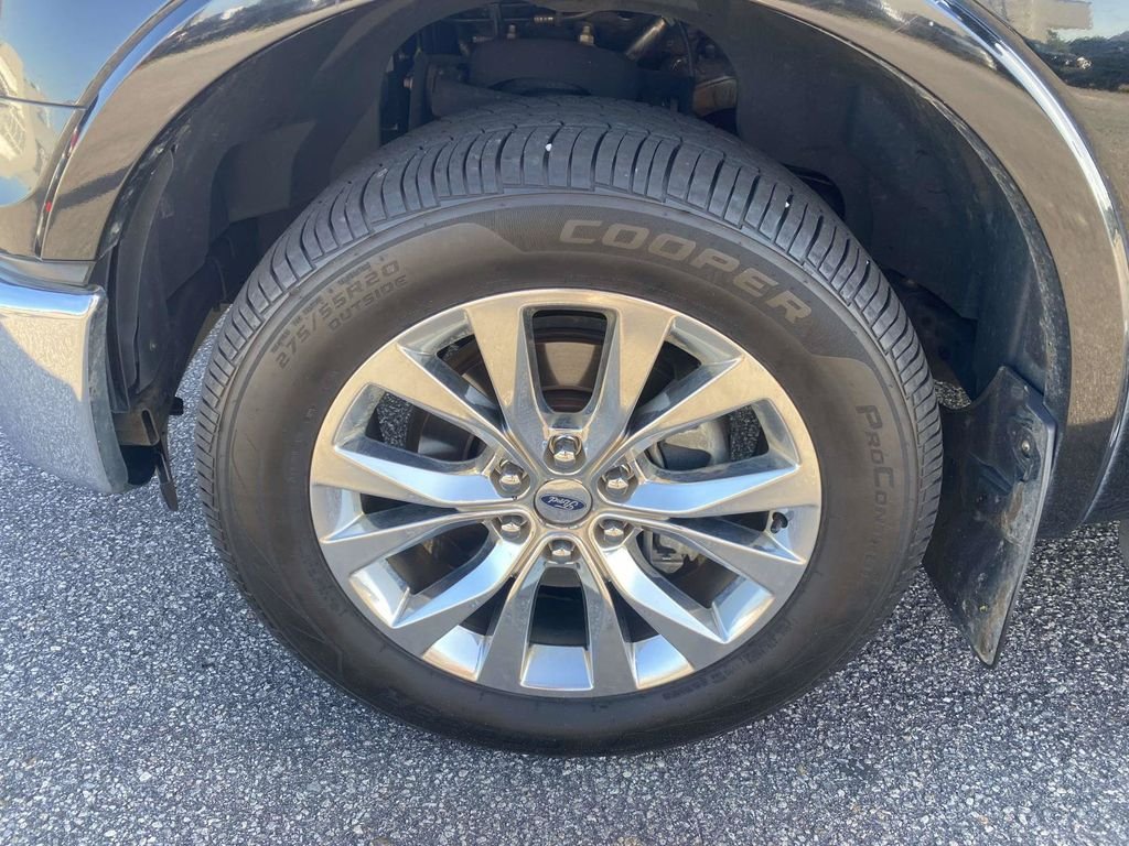 Used 2016 Shadow Black Ford Lariat image 4