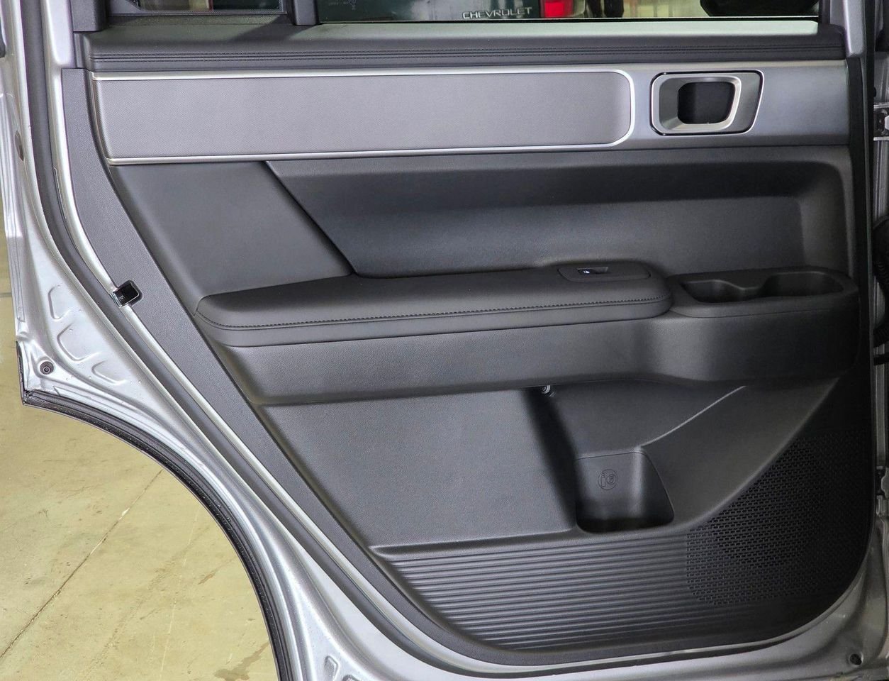 New 2026 Shimmering Silver Hyundai SEL image 13