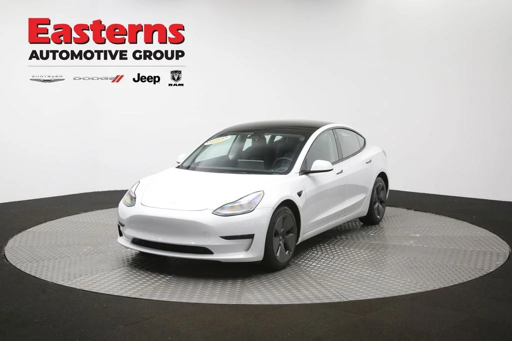 Used 2023 White Tesla Base image 51