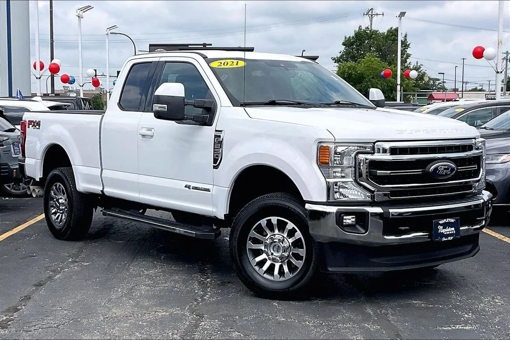 Used 2021 White Ford Lariat image 34