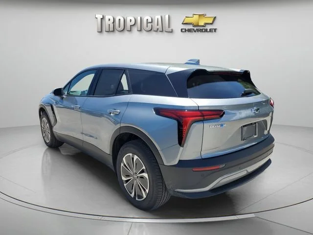New 2025 Sterling Gray Metallic Chevrolet LT image 3