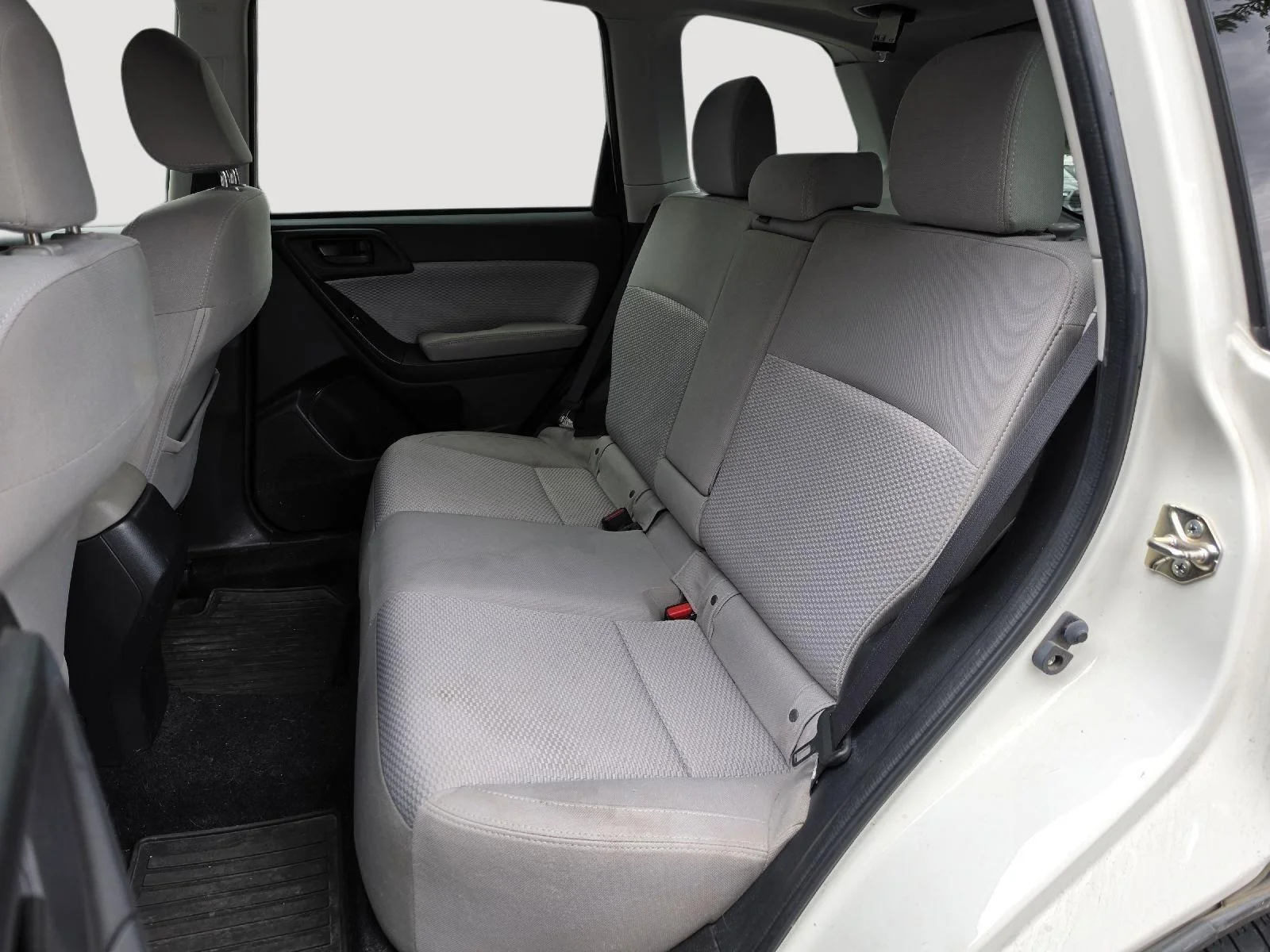 Used 2017 Crystal White Pearl Subaru Premium image 7