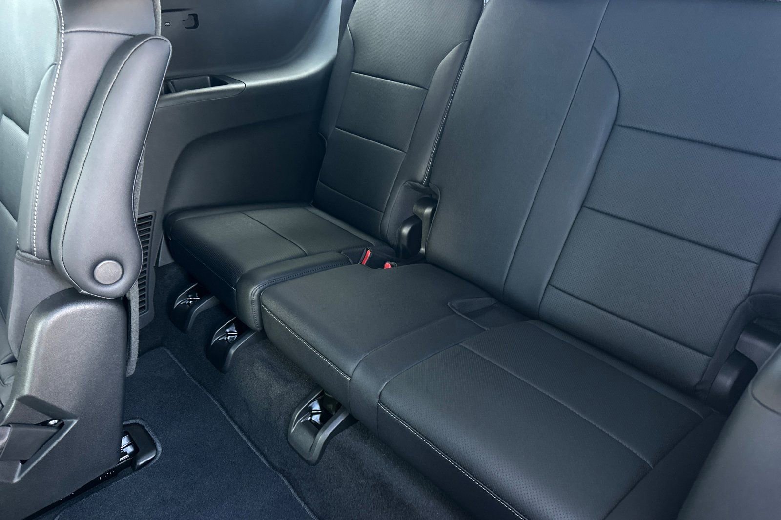 2026 Chevrolet Traverse LT - Photo 15