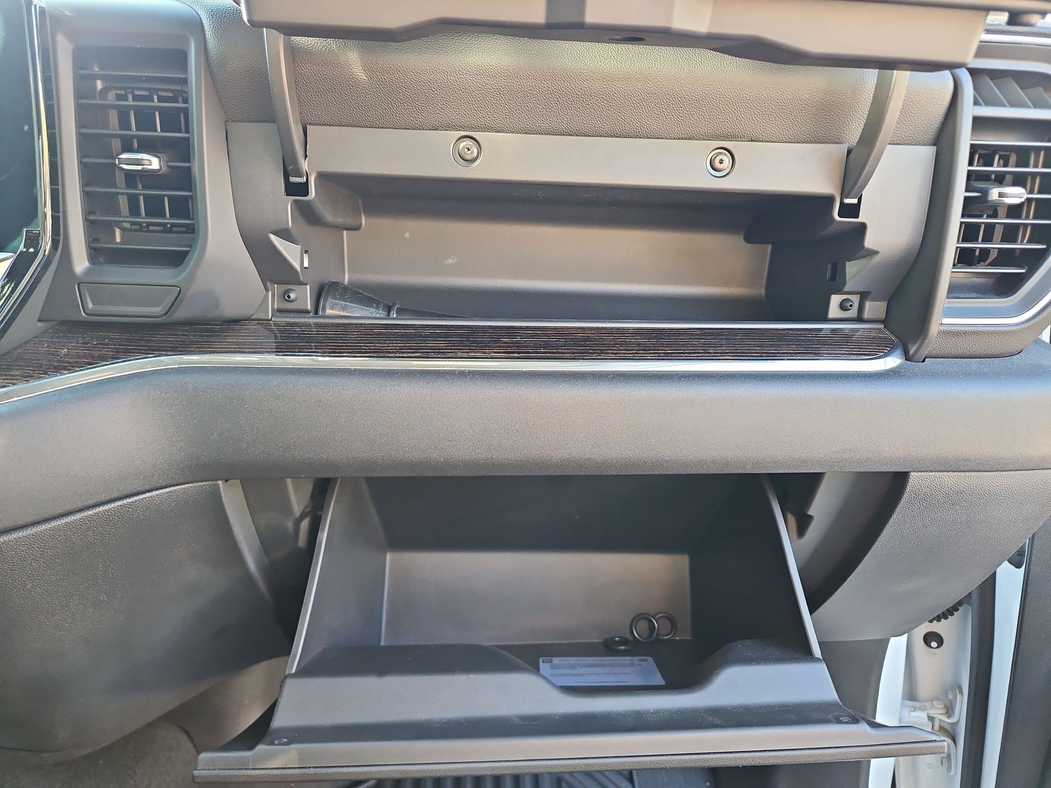 2024 GMC Sierra 1500 Elevation - Photo 30