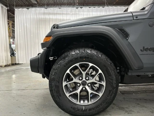New 2026 Anvil Clear-Coat Exterior Paint Jeep Sport S image 20