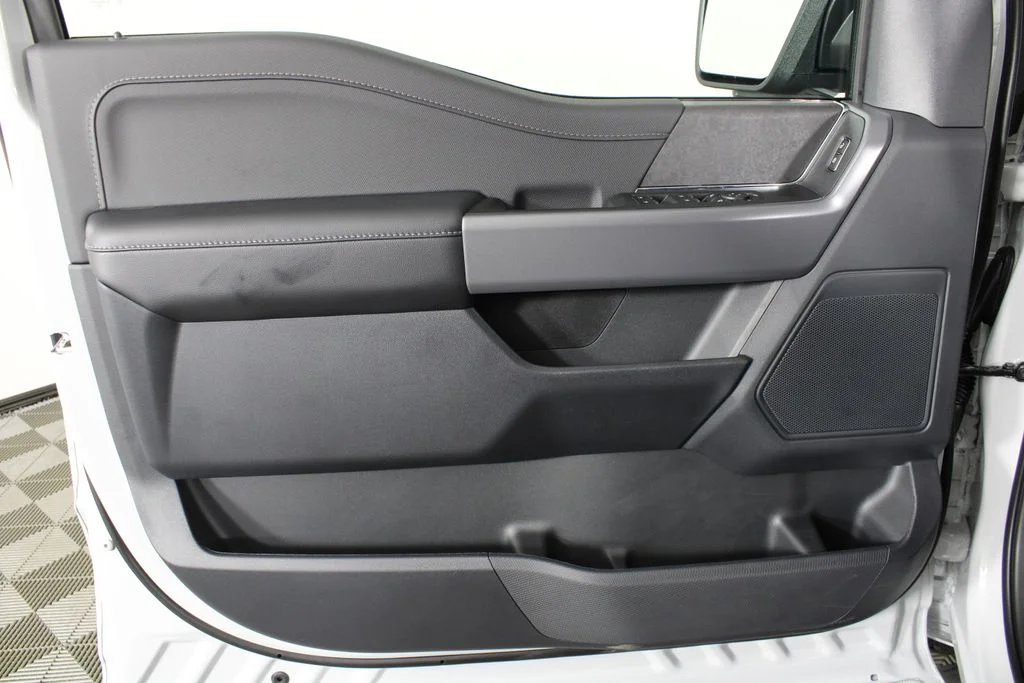 New 2026 Avalanche Ford XLT image 10
