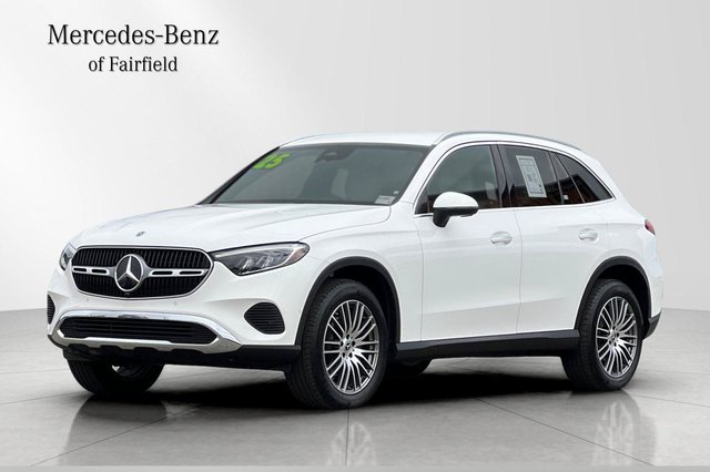 2025 Mercedes-Benz GLC 300