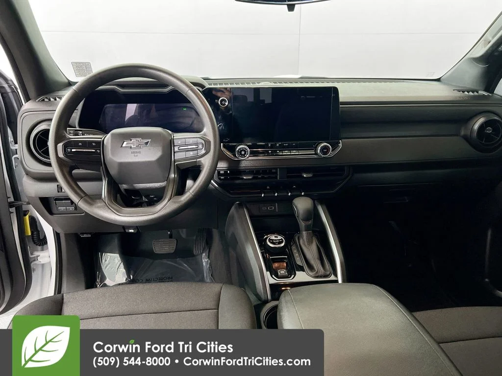 Used 2024 Summit White Chevrolet Trail Boss image 24