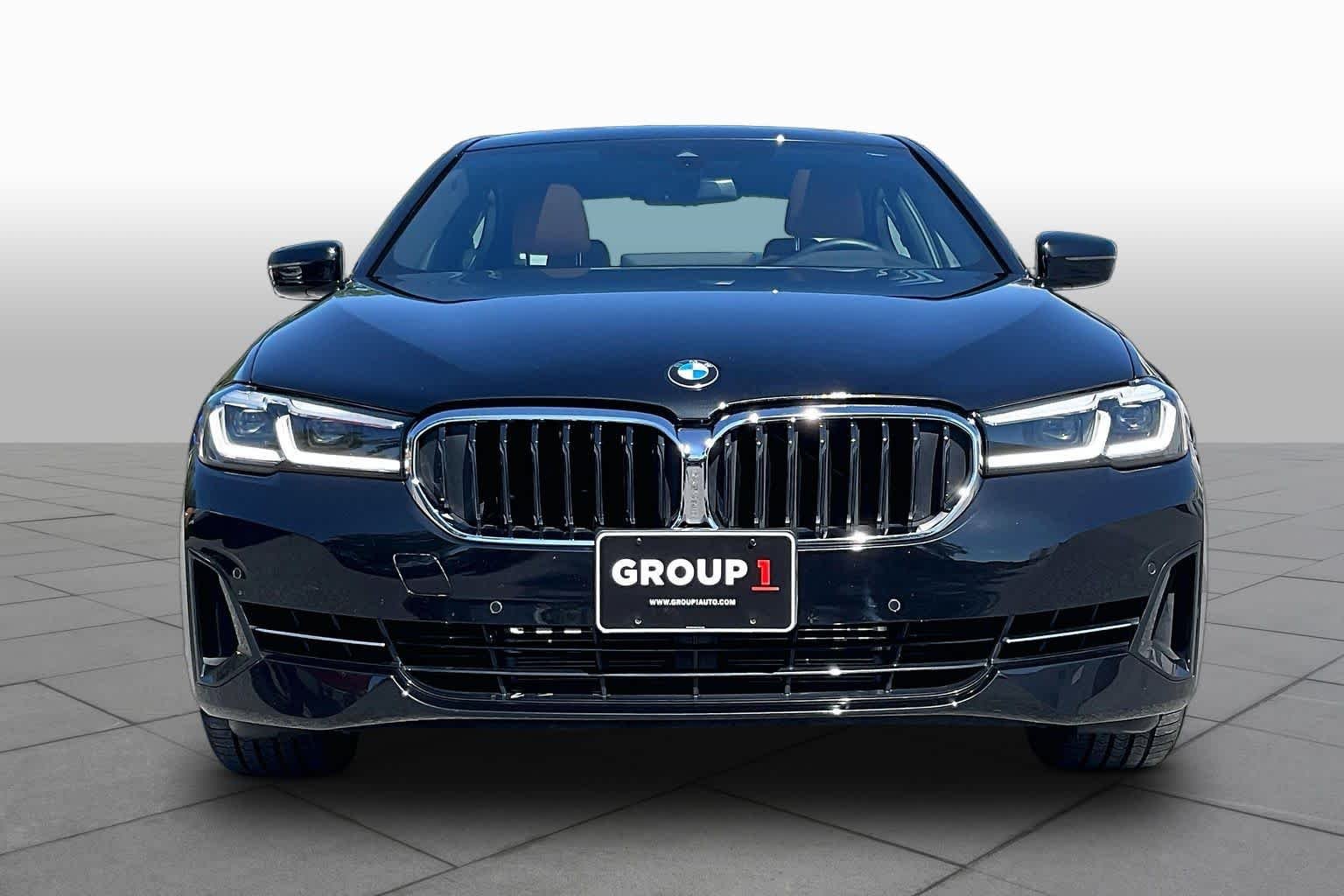 Used 2023 Black Sapphire Metallic BMW 540i xDrive image 3