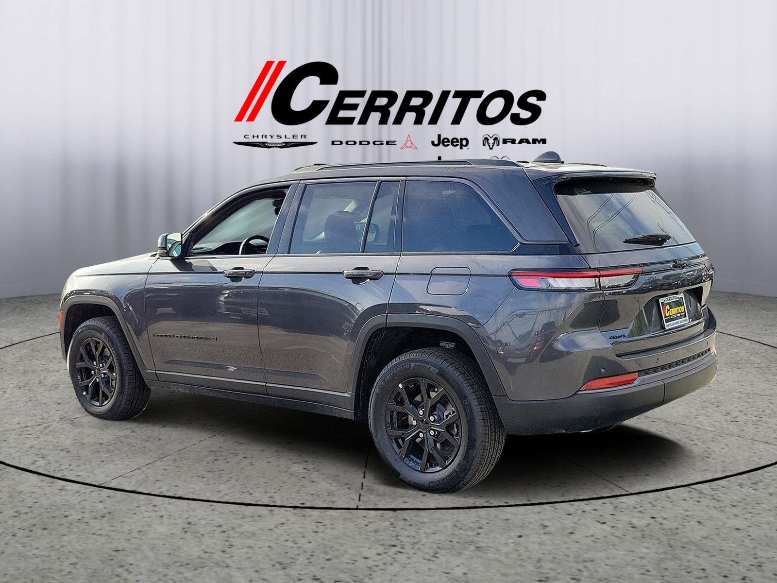 New 2026 Baltic Gray Metallic Clear-Coat Exterior Paint Jeep Altitude image 2