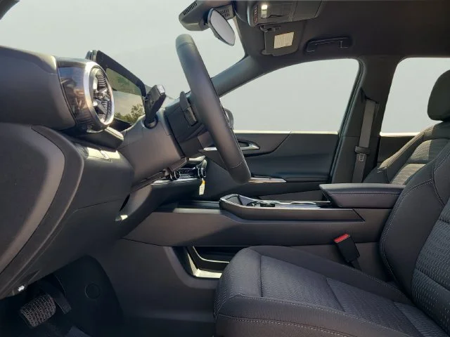 New 2027 Mosaic Black Metallic Chevrolet LT image 20