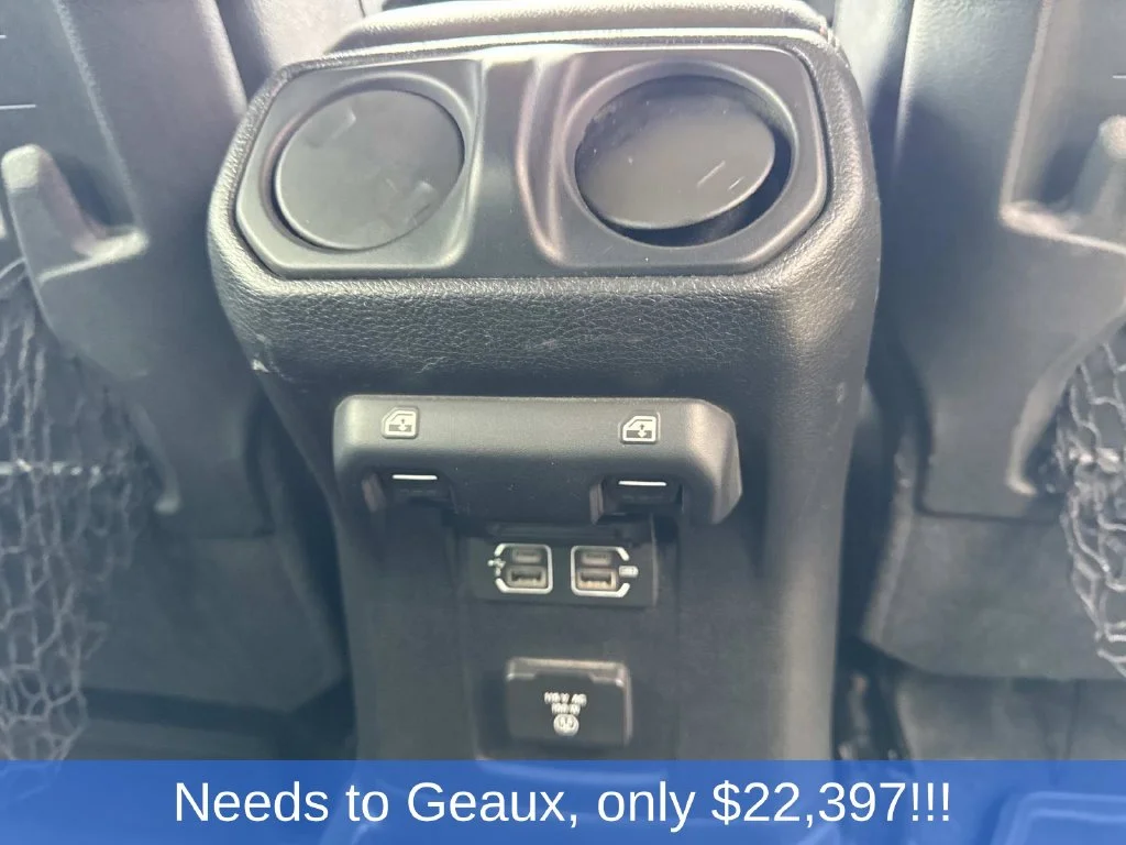 Used 2018 Red Jeep Unlimited Rubicon image 28