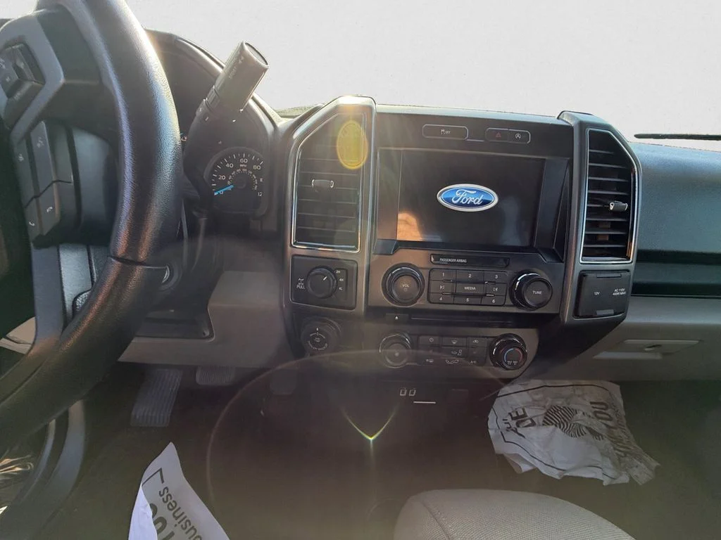 Used 2017 Black Ford XLT image 9