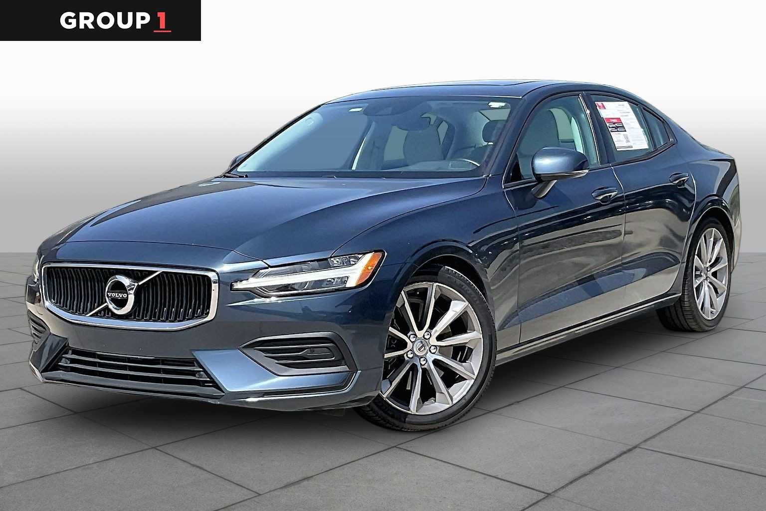 Pre-Owned 2019 Volvo S60 Momentum